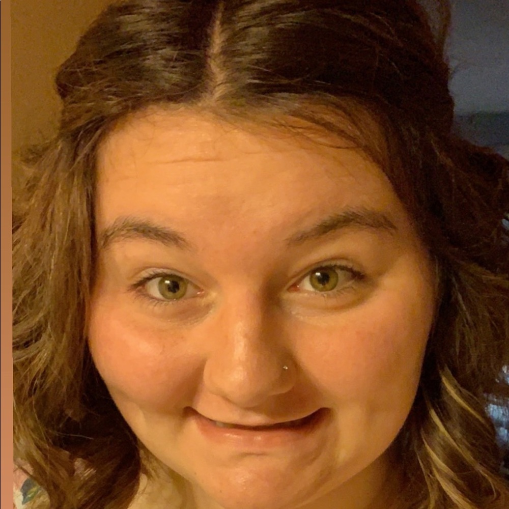 Meet your Posher, Lillie